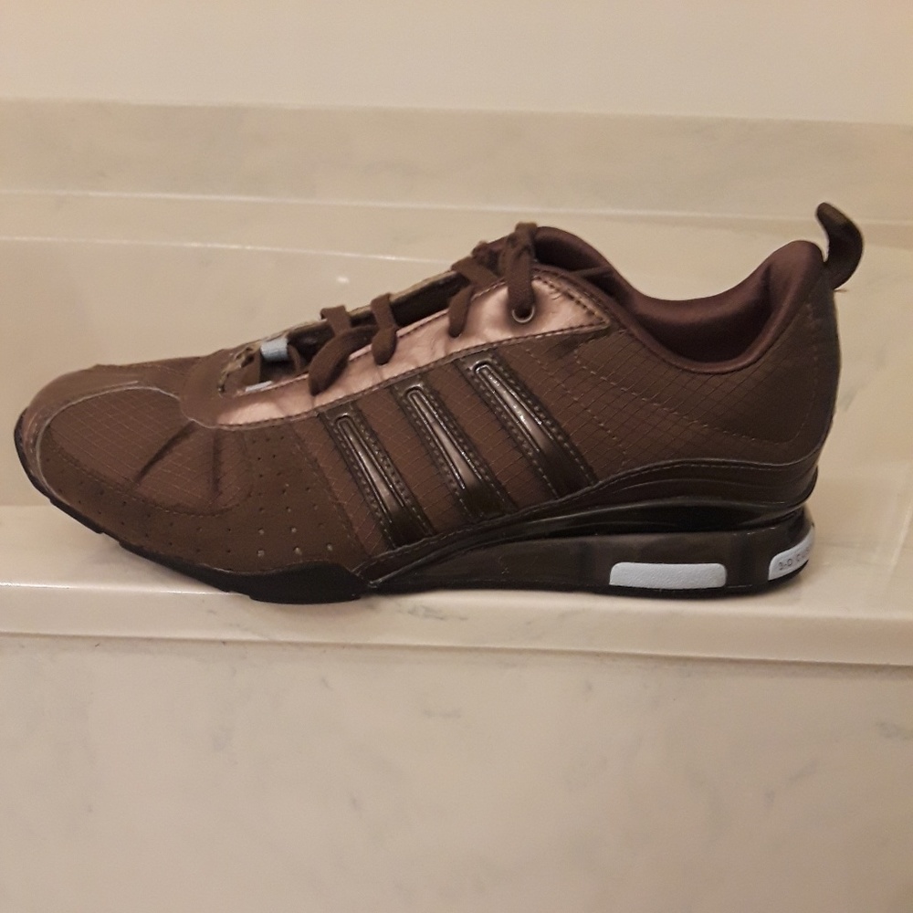 Womens cross trainers